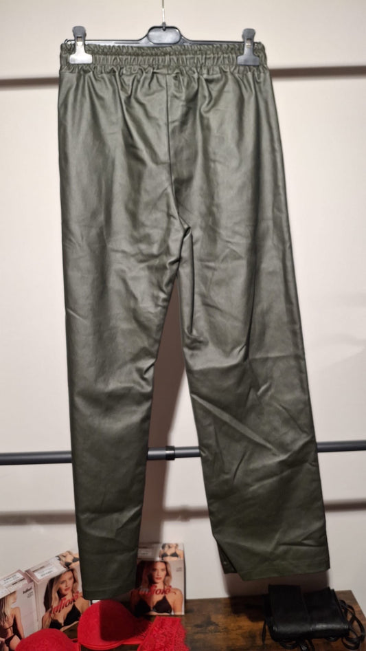 PANTALONE GAMBA LARGA ECOPELLE