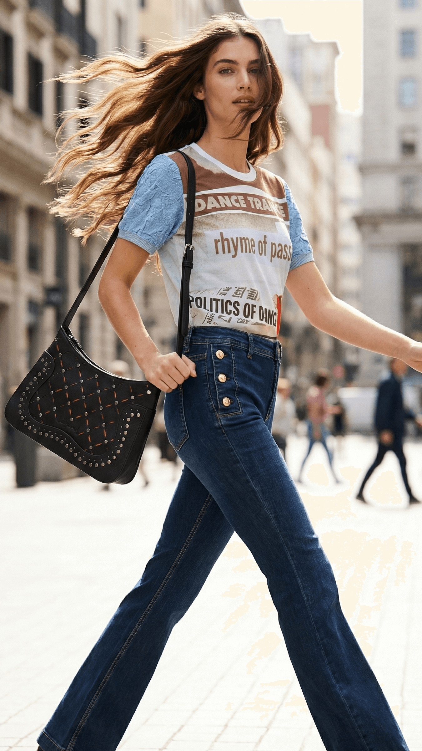 T-Shirt Desigual donna "Urban Collage" con Maniche a Contrasto